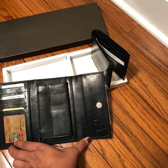 Wallet and checkbook holder - Picture 6 of 6
